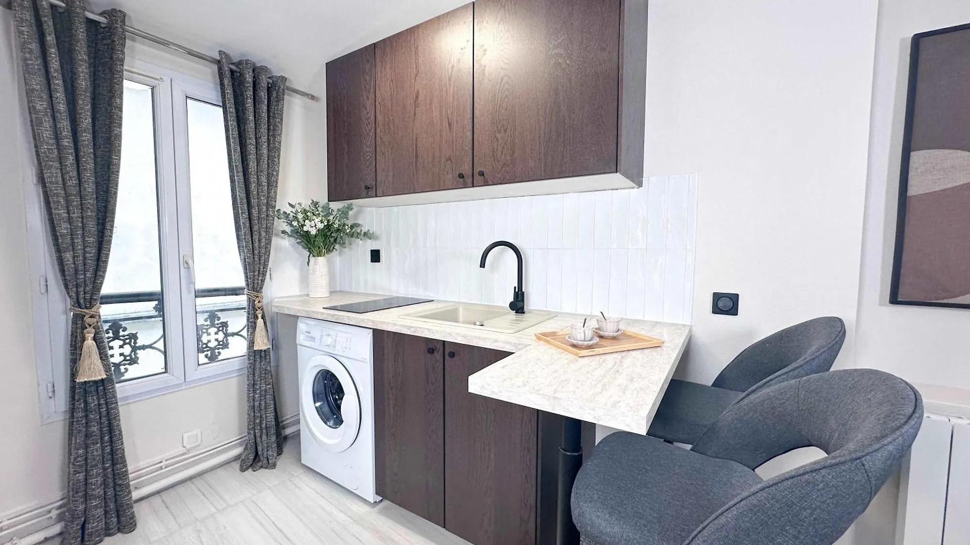 Cosy Hideaway Near Montparnasse *